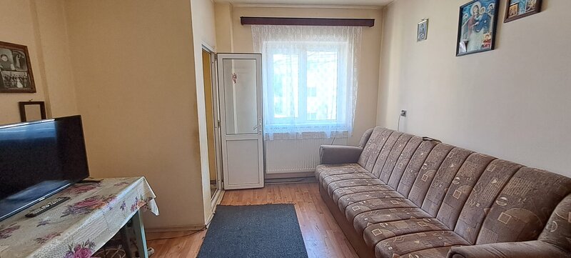 Mihailesti / Giurgiu, 2 camere, 61 mp + boxa 20 mp, centrala prorpie